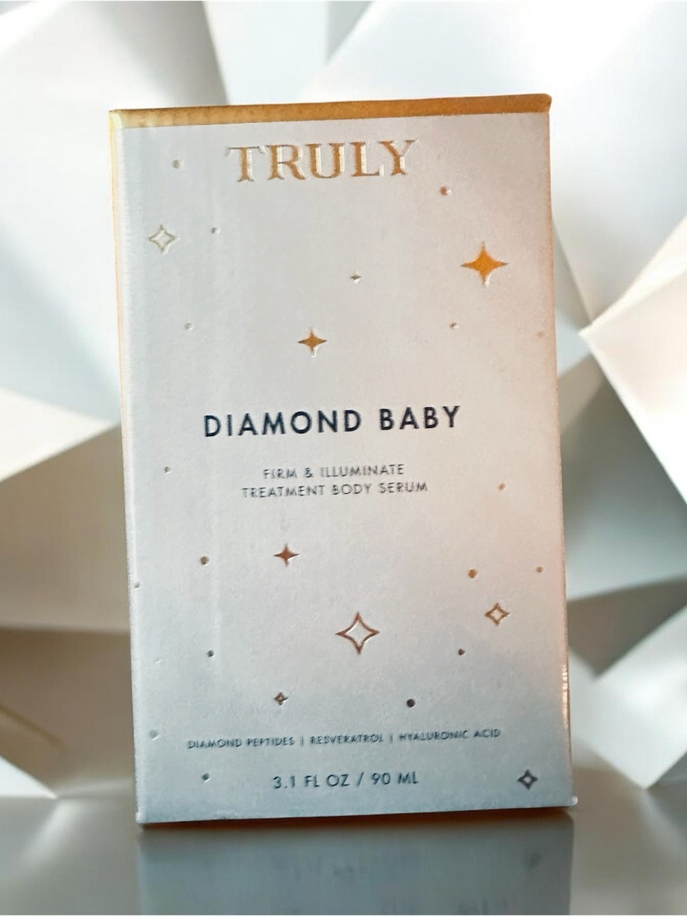 TRULY Diamond Baby Firm & Illuminate Treatment Body Serum - White